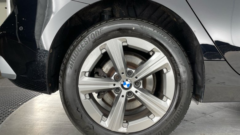 BMW 2 Series 220i MHT Sport 5dr DCT Petrol Hatchback